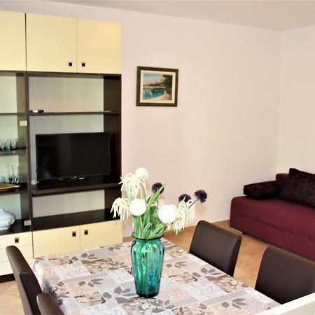 Apartments Raos Makarska Bagian luar foto