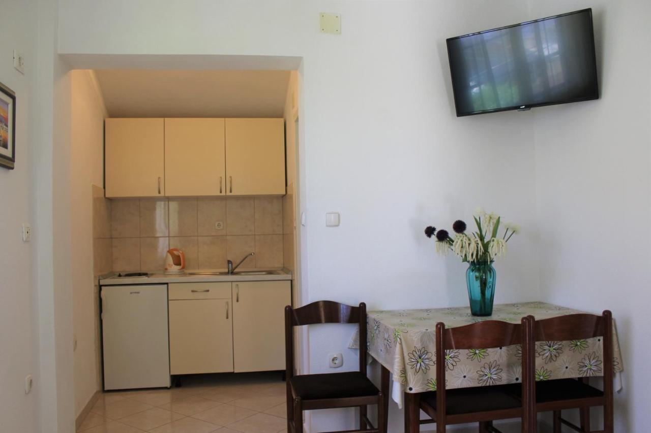 Apartments Raos Makarska Bagian luar foto